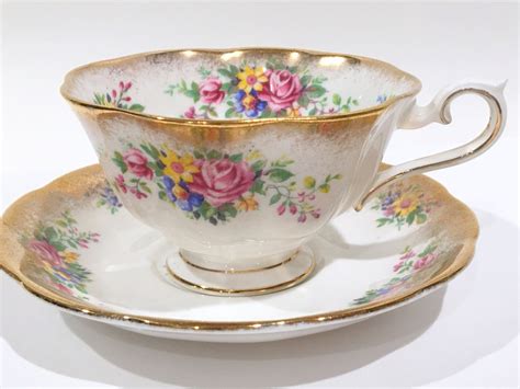 Teacups Gold Set .